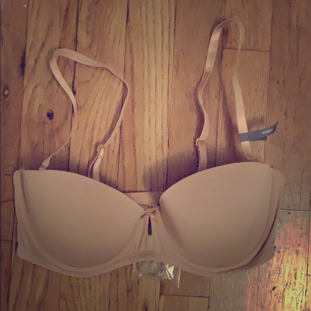 NWT Aerie Converable / Strapless Nude Bra